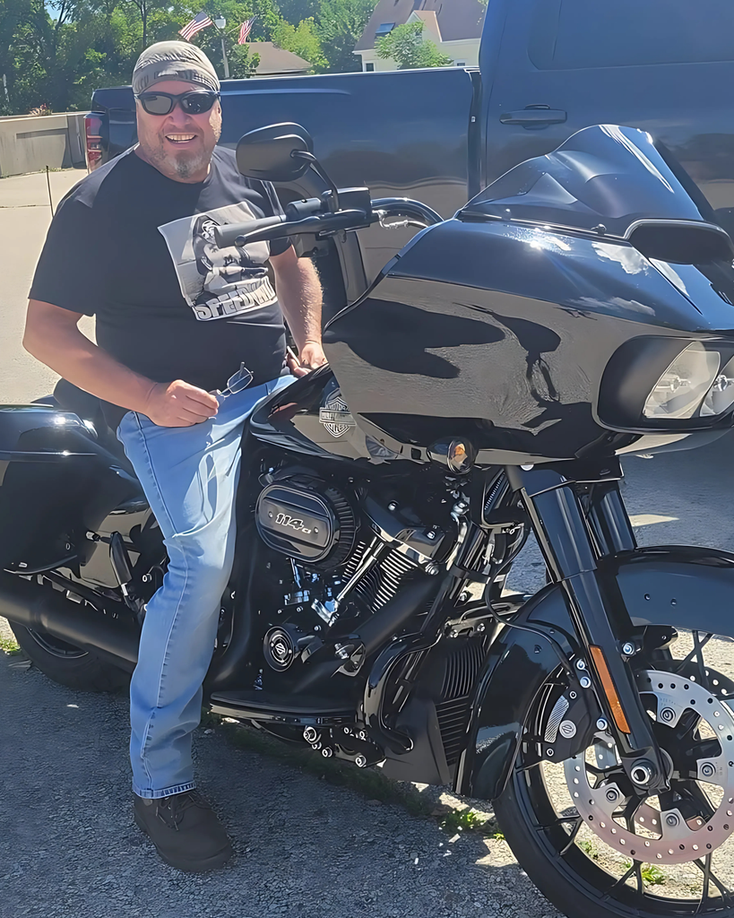 Michael John Cyborowski Profile Photo