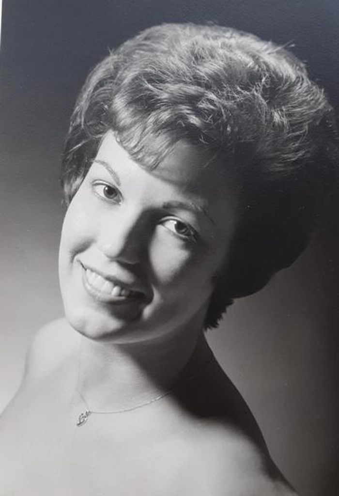 Greta Perry Profile Photo