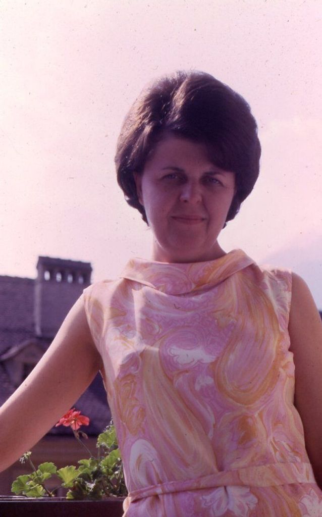 Joan L. Leonas Profile Photo