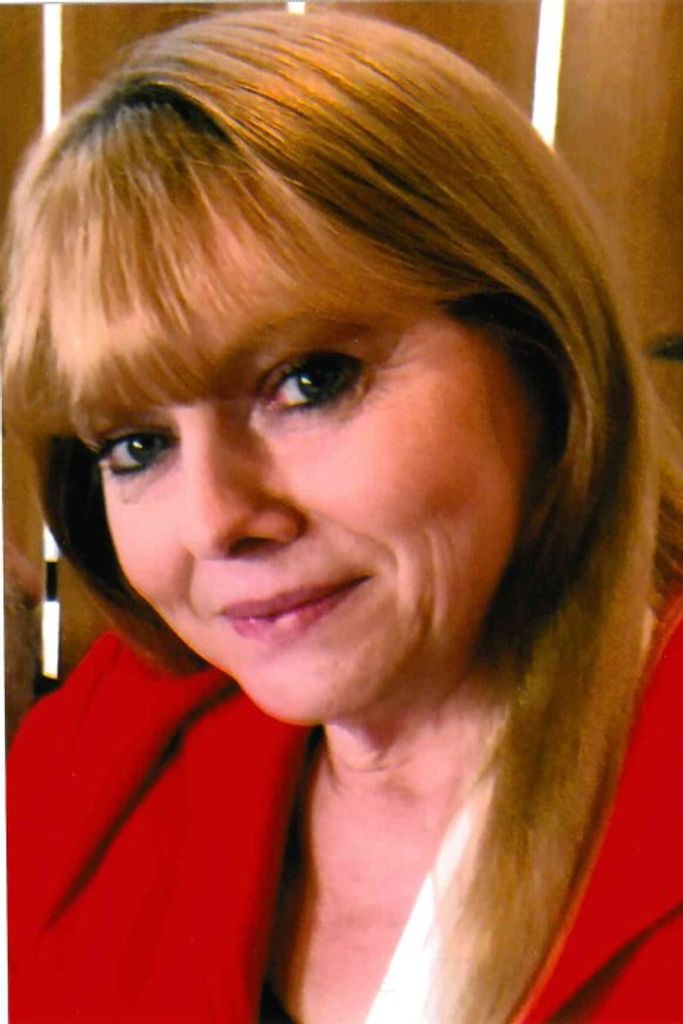 Lisa D Lynch Profile Photo