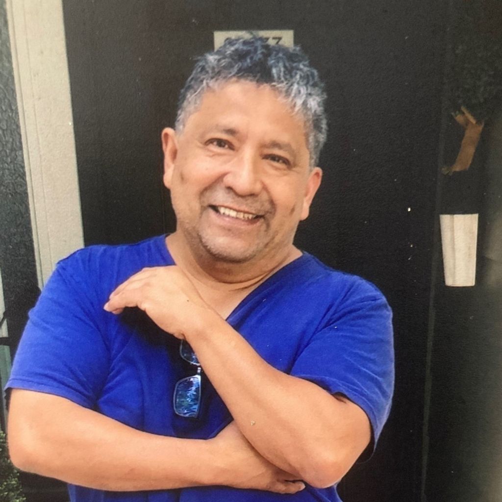 Robert Campos Profile Photo