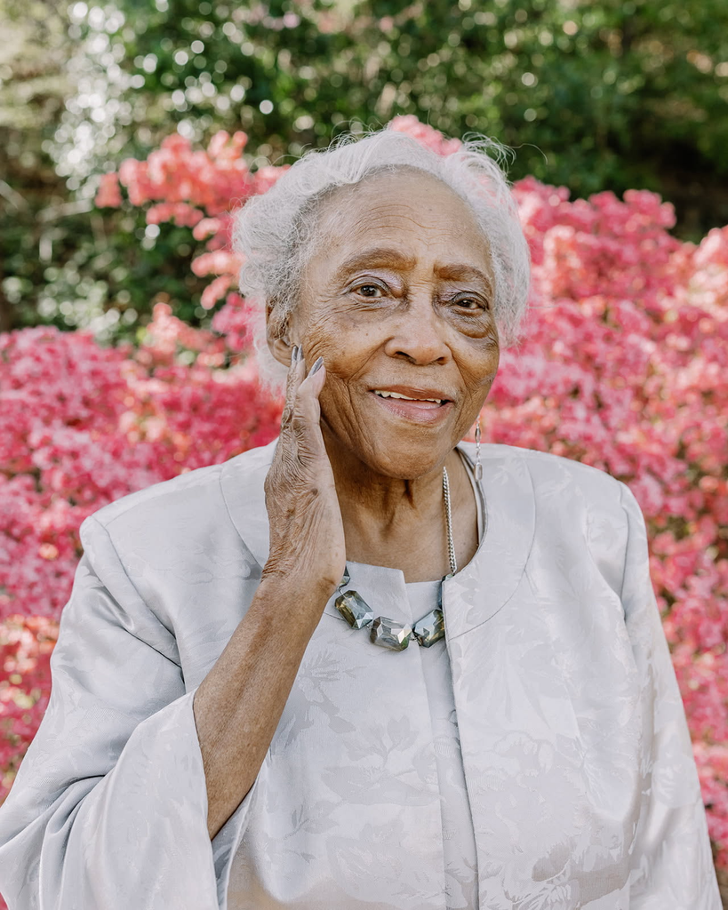 Dorothy Sutton Russell Profile Photo
