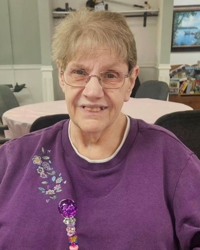 Donna Marie Shollly Profile Photo