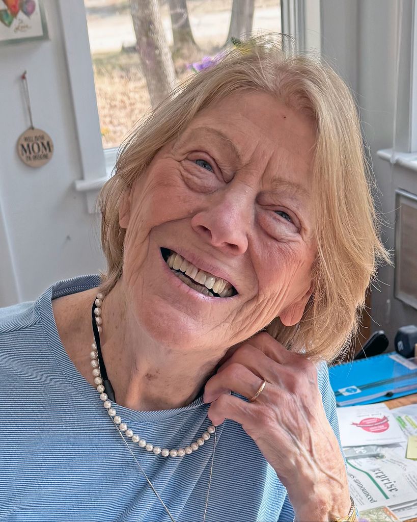 Connie Dennis Profile Photo