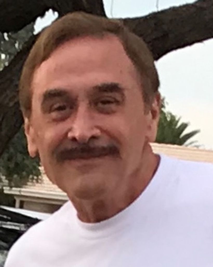 Thomas Michael Catchings Profile Photo