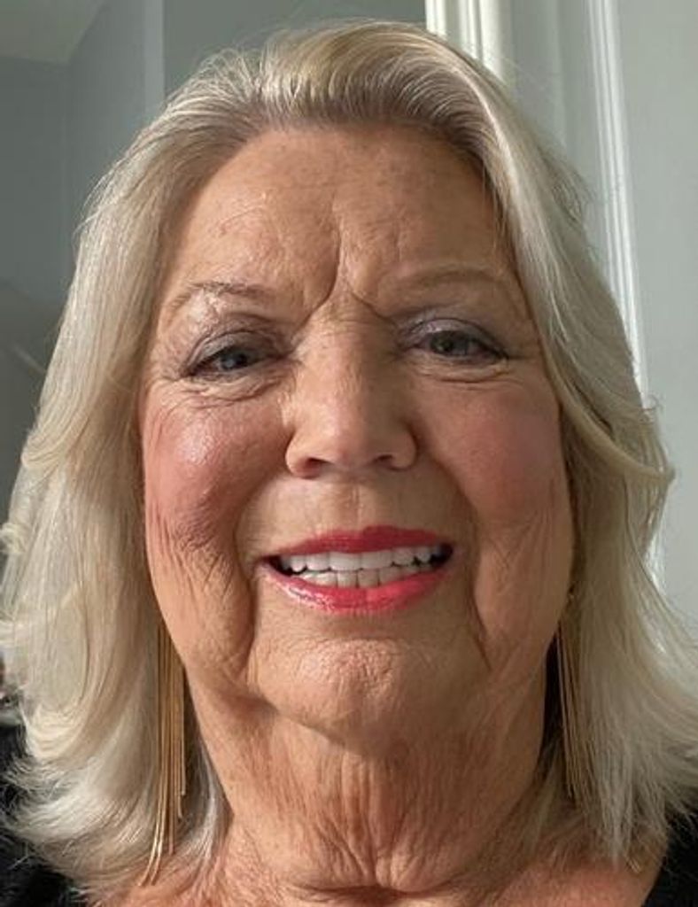 Christine Roberts Arnold Profile Photo