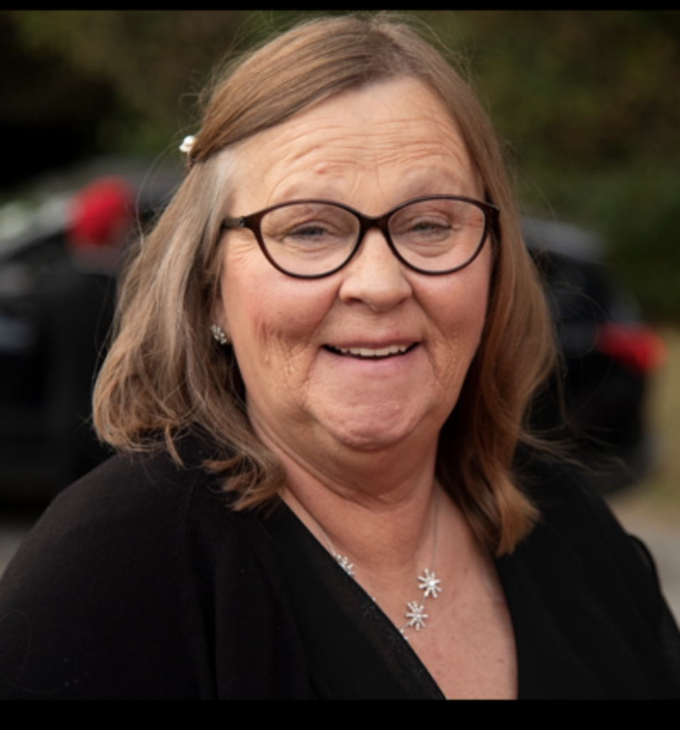 Karen Ann Hampton Profile Photo