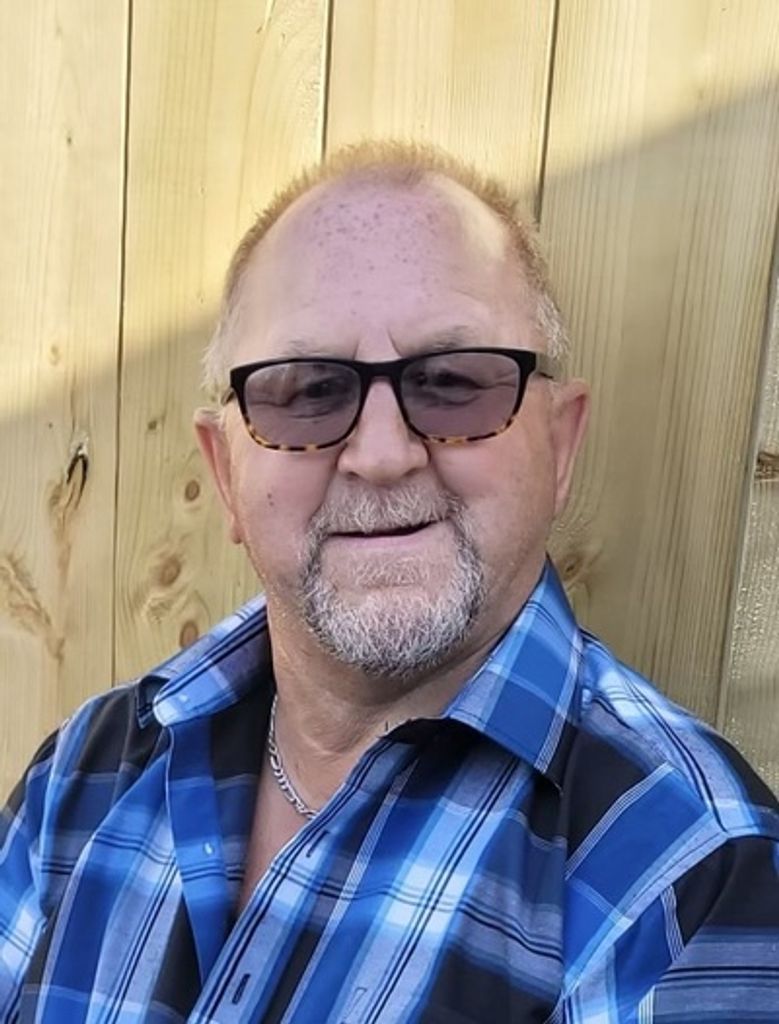 Gordon Samuel Packwood Profile Photo