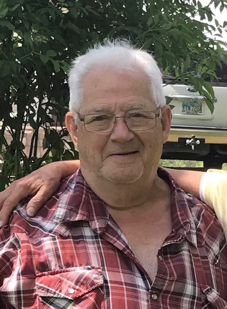 Carl L Scheiben