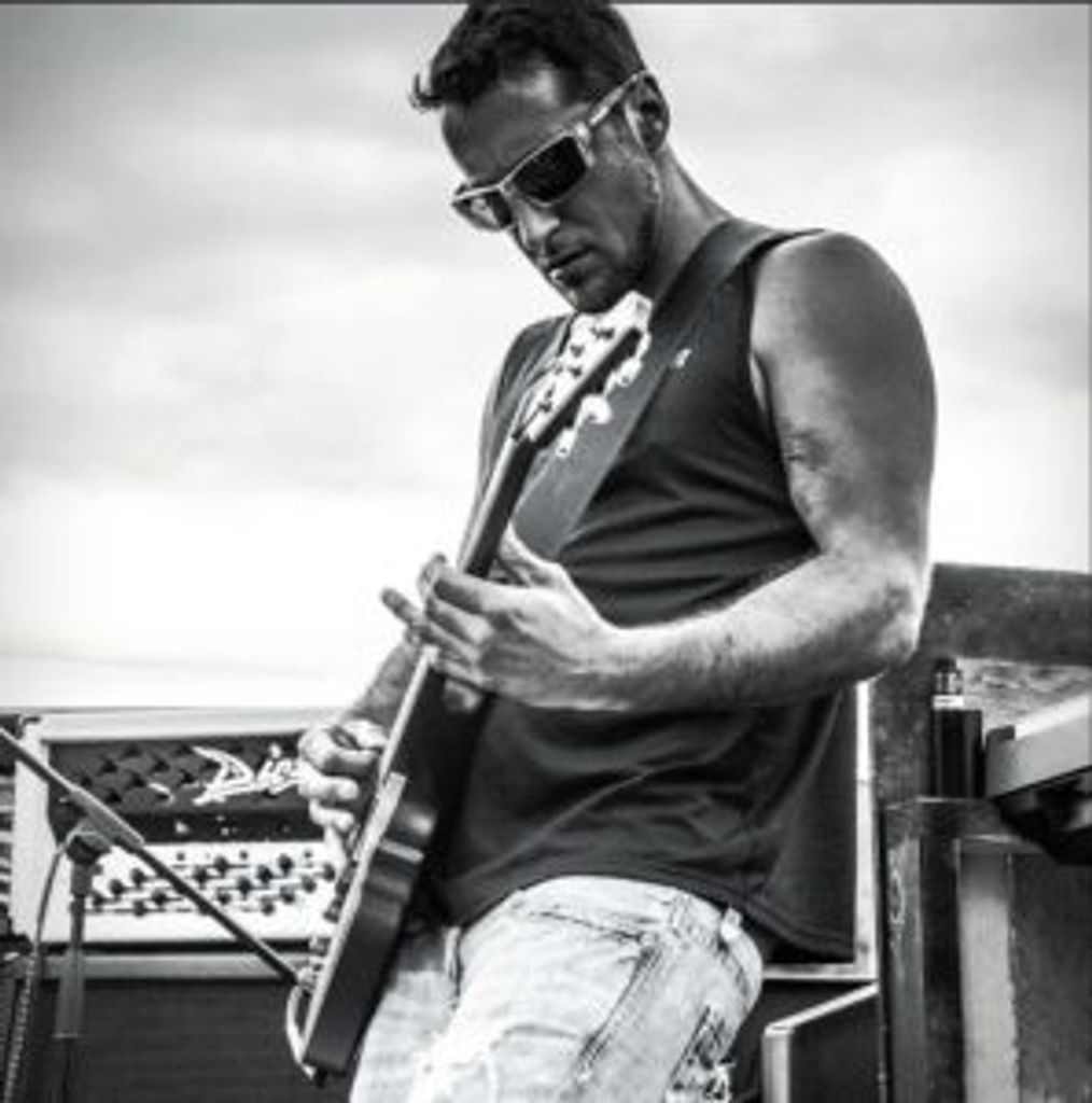 Dustin Daniel Noah