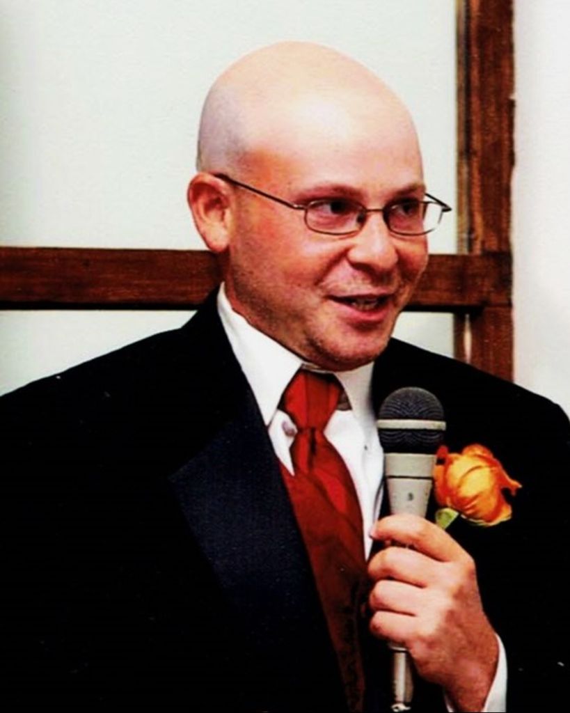 Adam Comarow