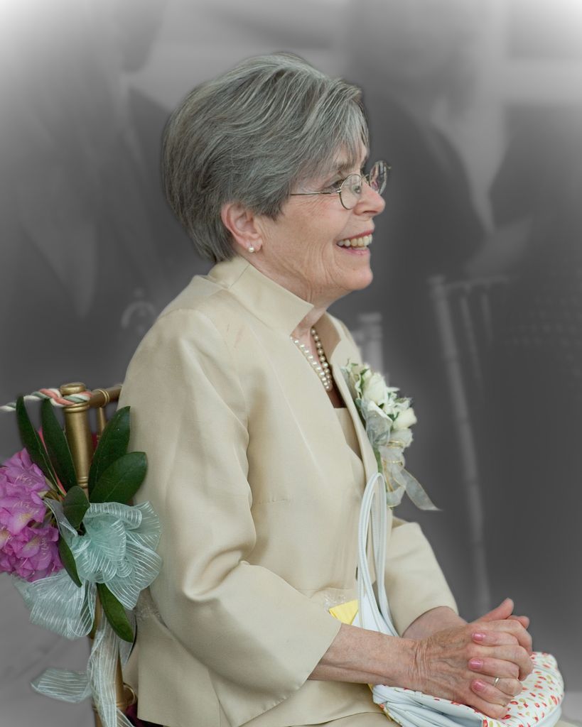Christine C Lazar Profile Photo