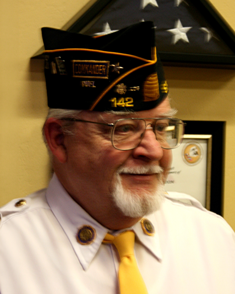 Robert William Kelly Profile Photo