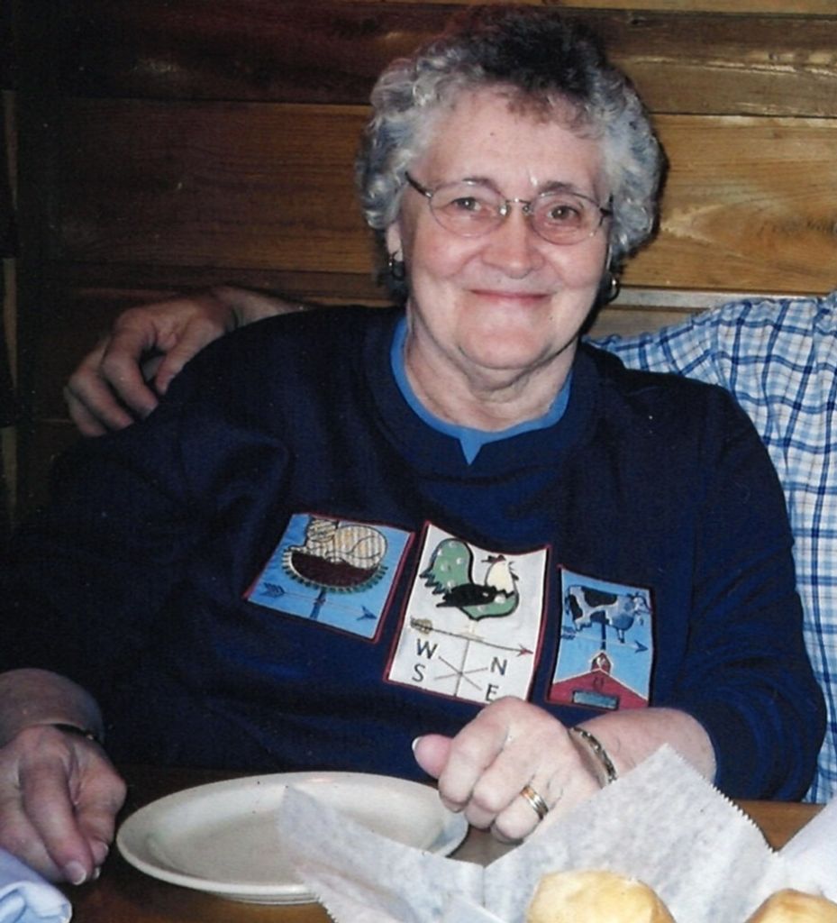 Joanne Della  Tracy Profile Photo