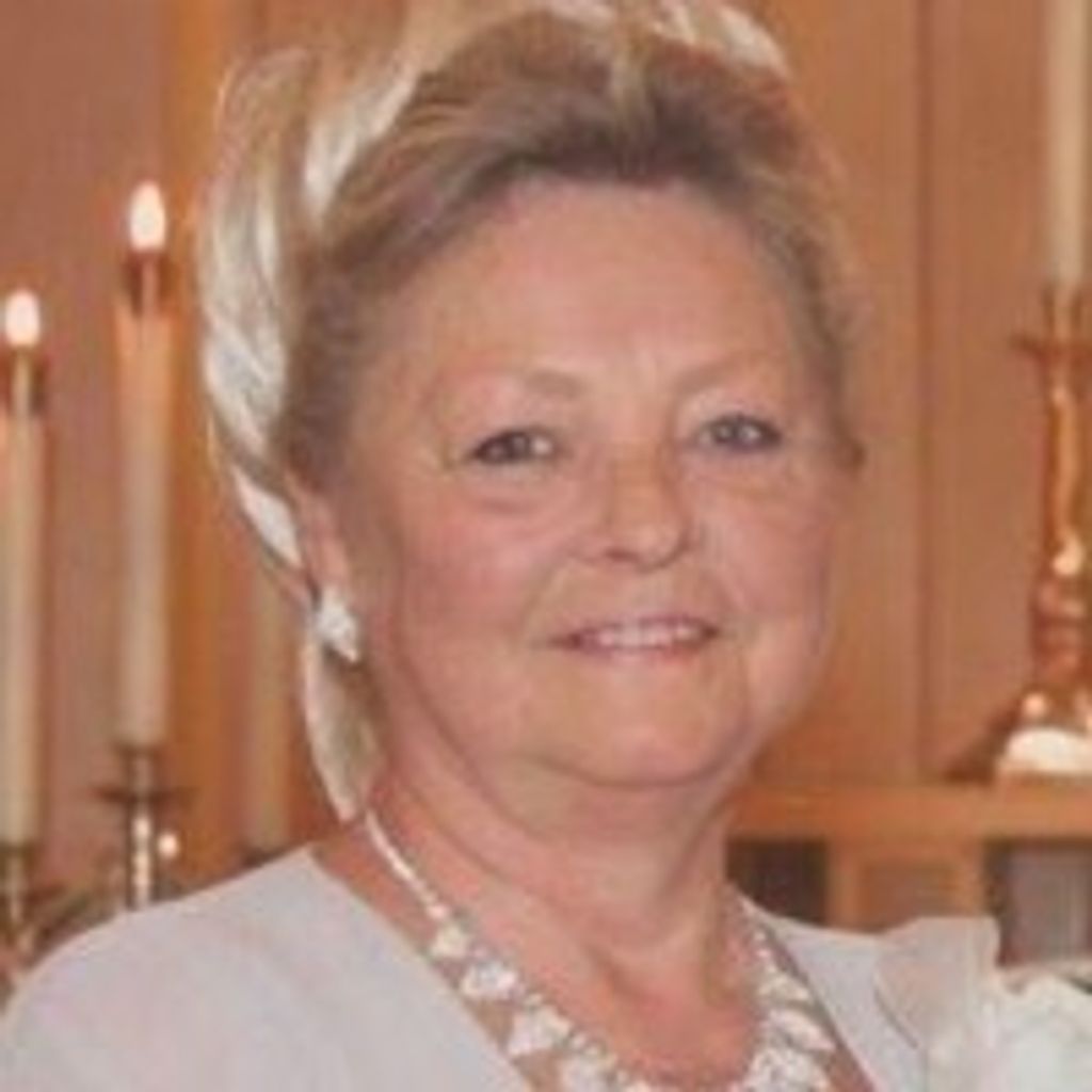Sandra "Sissy" Kay Lease
