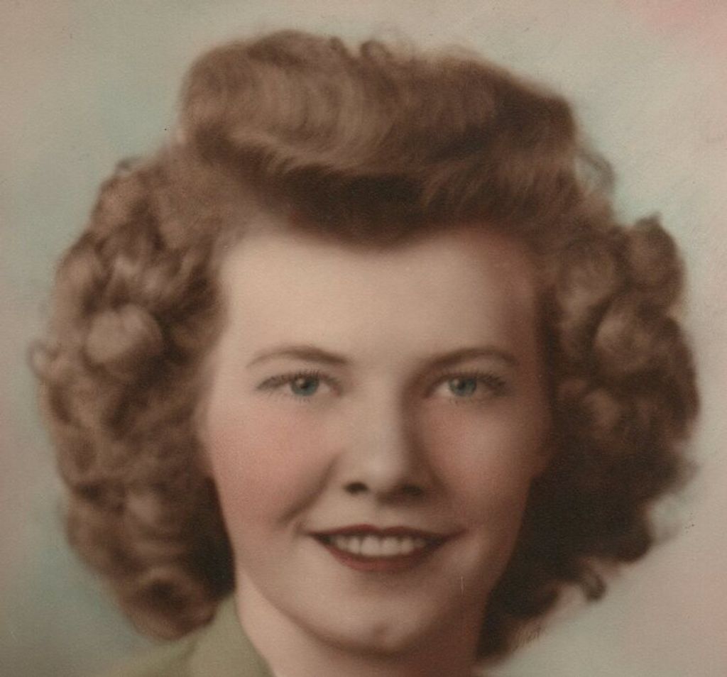 Jacqueline "Jackie" (Hall)  Mason