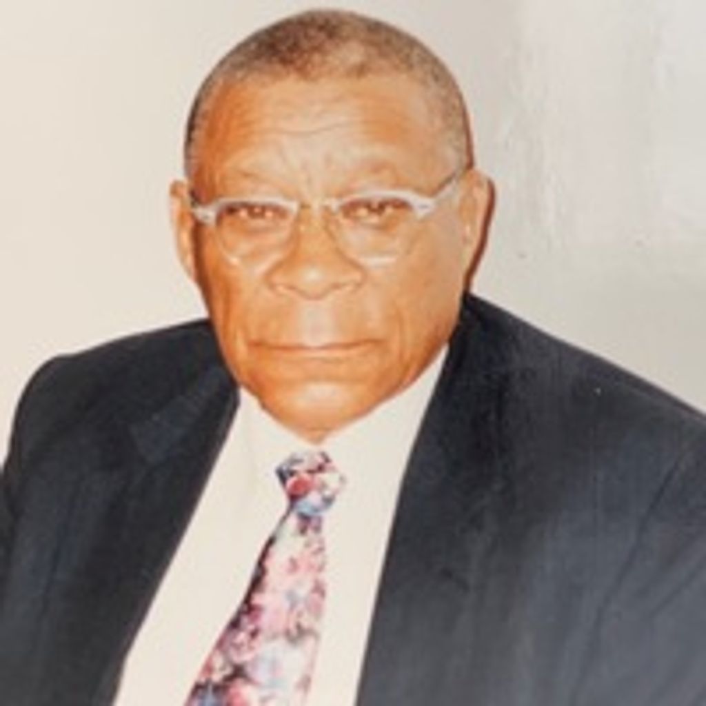 Robert Briggs Jr.