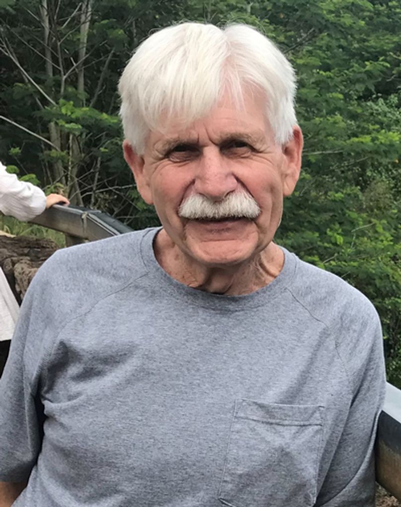 Thomas R Deach Profile Photo
