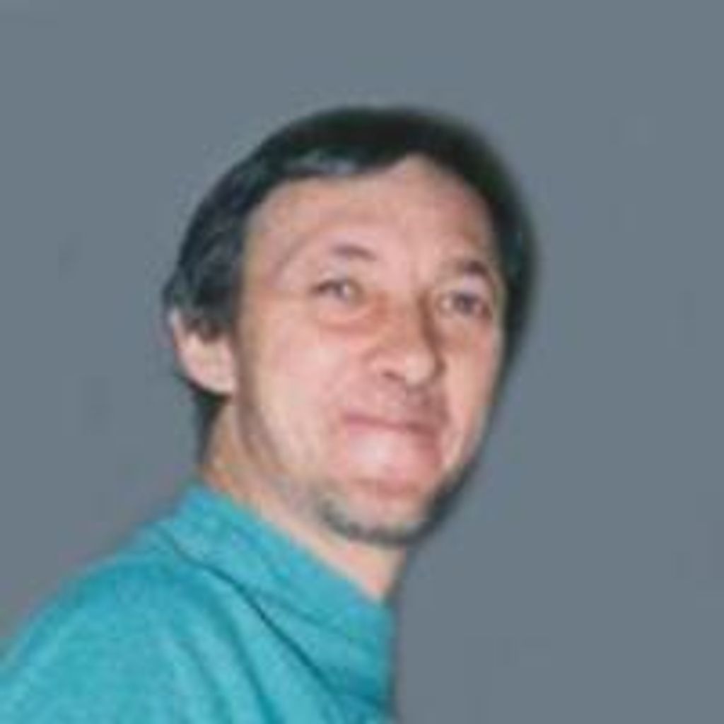 Robert "Bob" J. Thomas