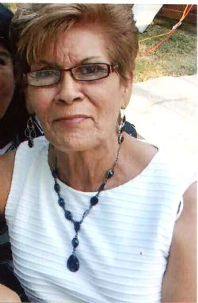 Candida Chavez