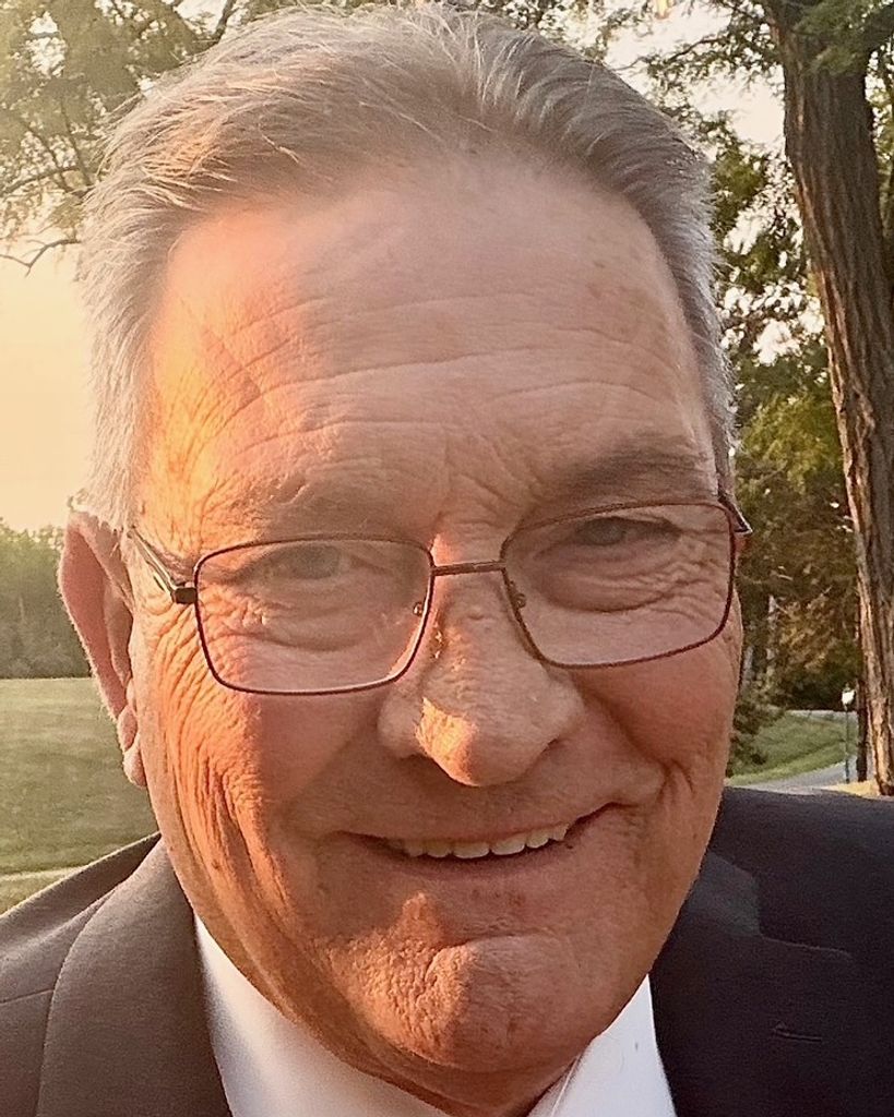 Thomas Paul Kaufman Profile Photo