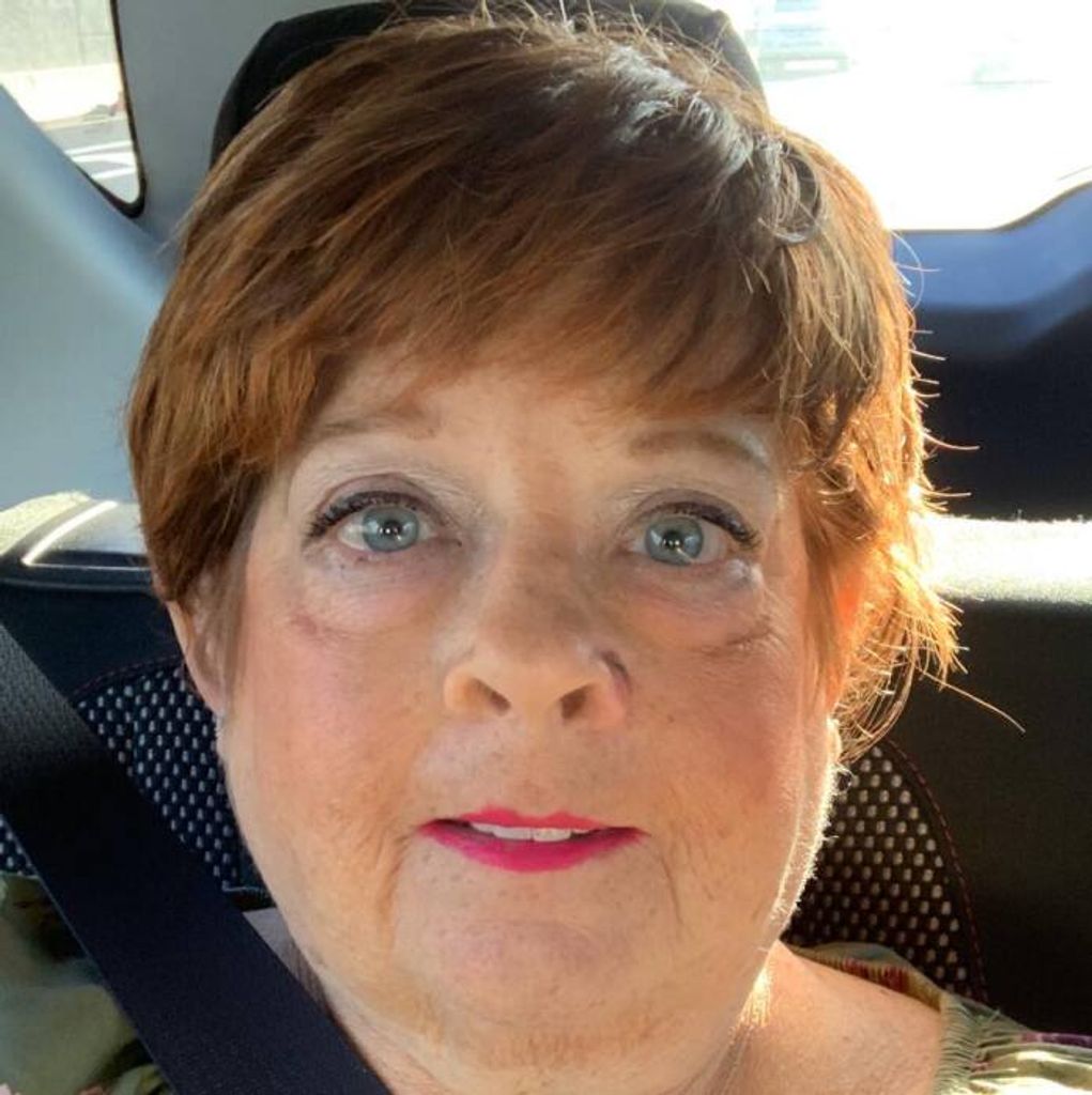 Gina Elizabeth (Hoskins)  Johnson