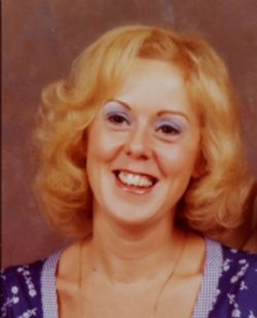 JoAnn  E. Spair
