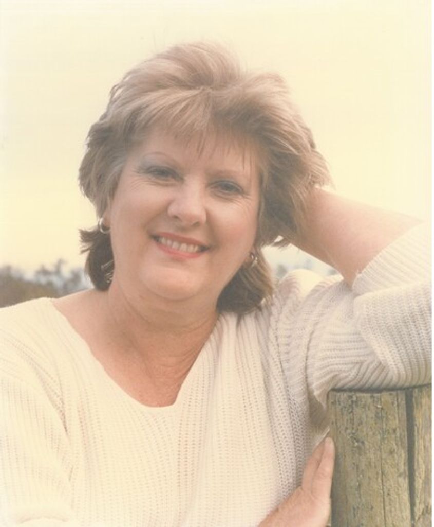 Betty Lou Sanders Profile Photo