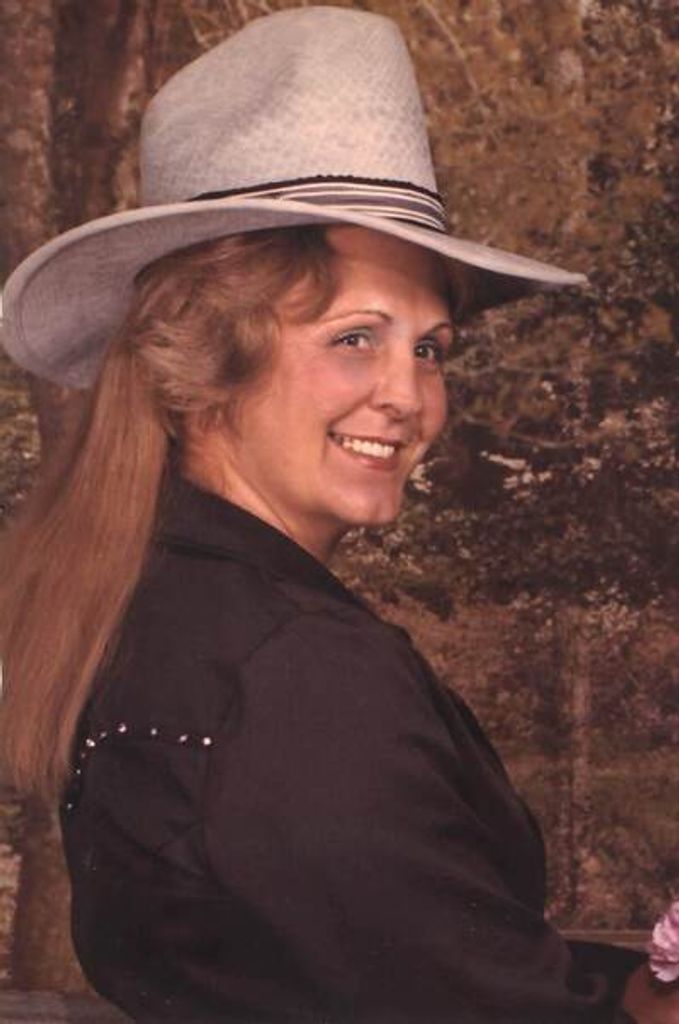 Helen Roberts Profile Photo