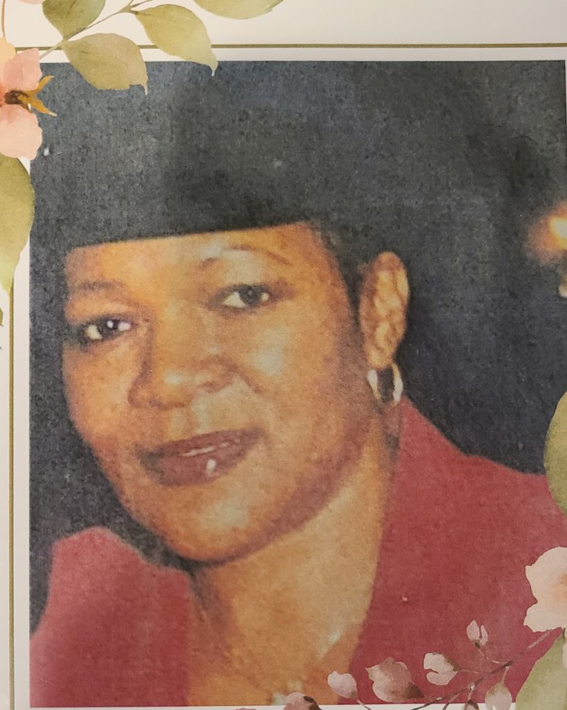 Lee Olar McKenzie