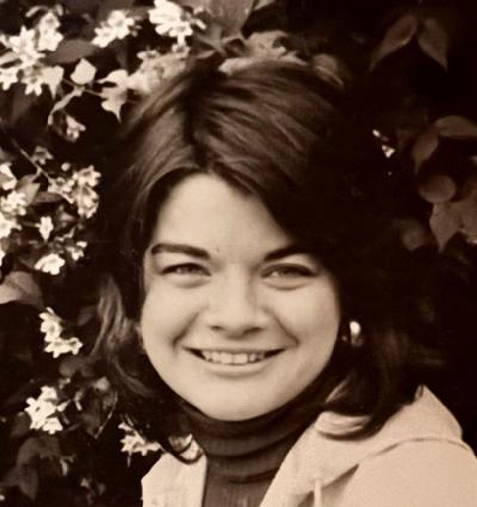 Louise Ball Taylor Profile Photo