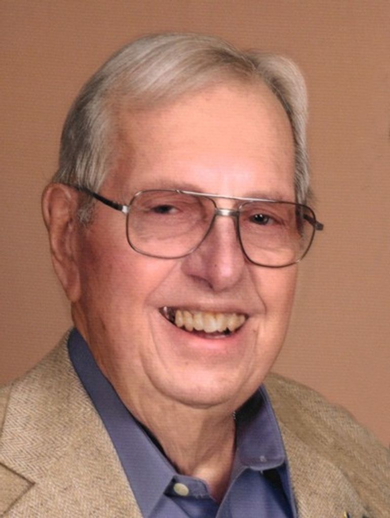 Floyd Fowler Profile Photo