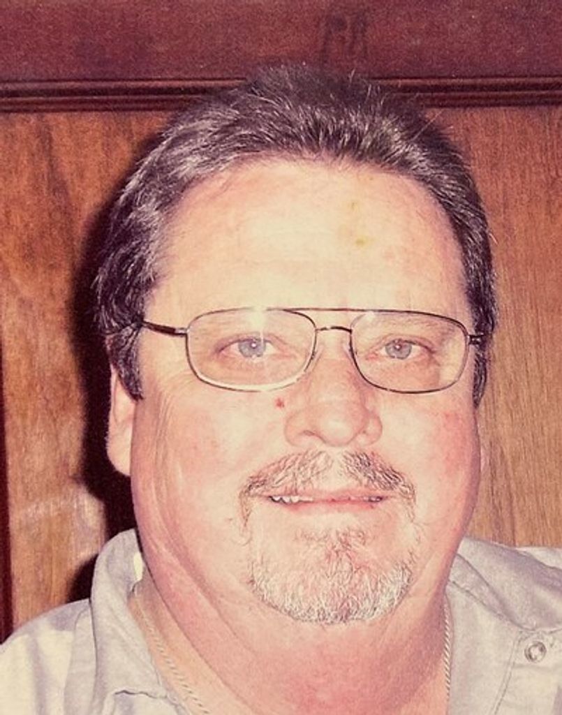 Thomas Dean " Tommy" Simmons Profile Photo