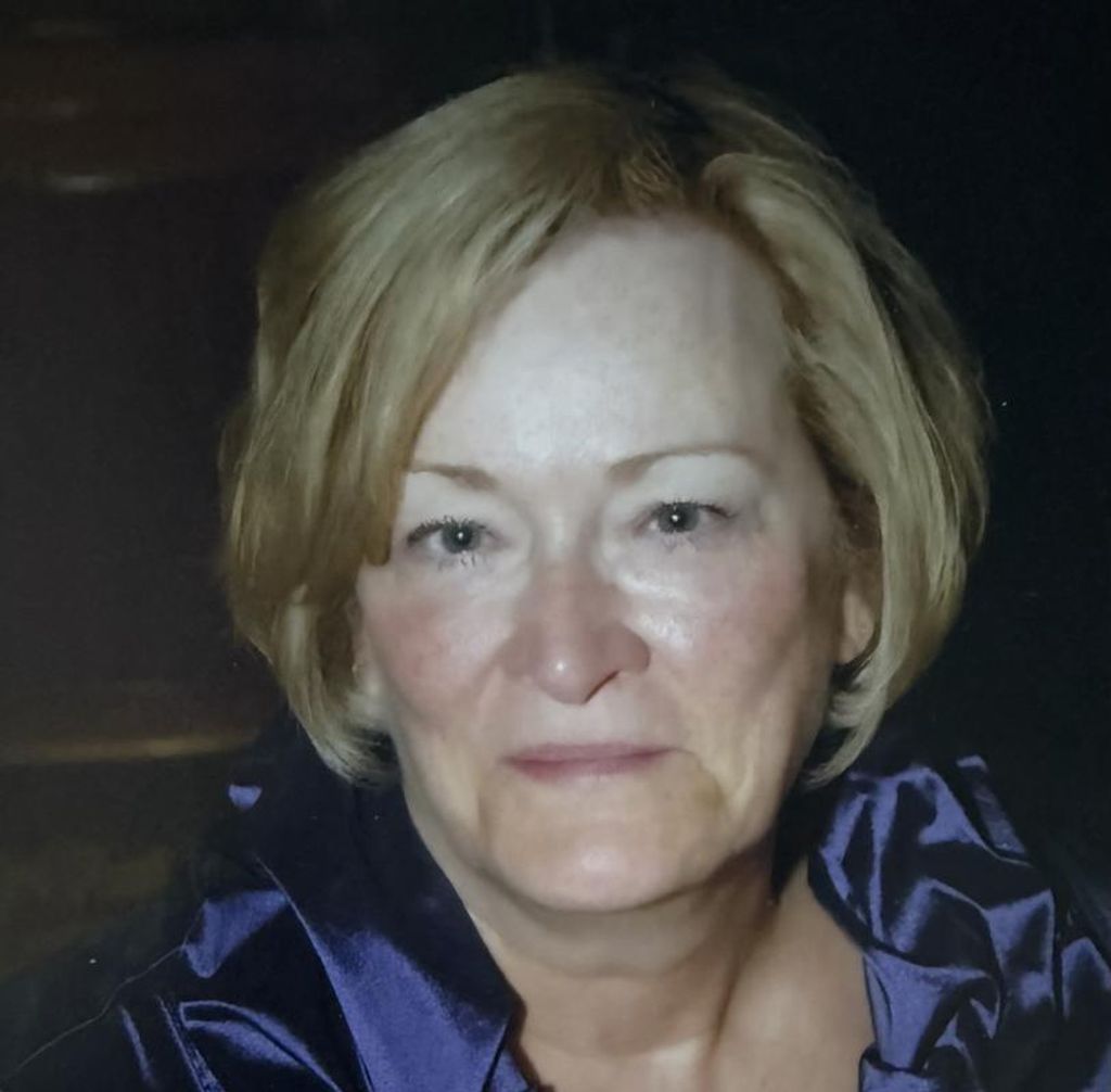 Lora Dewees Profile Photo