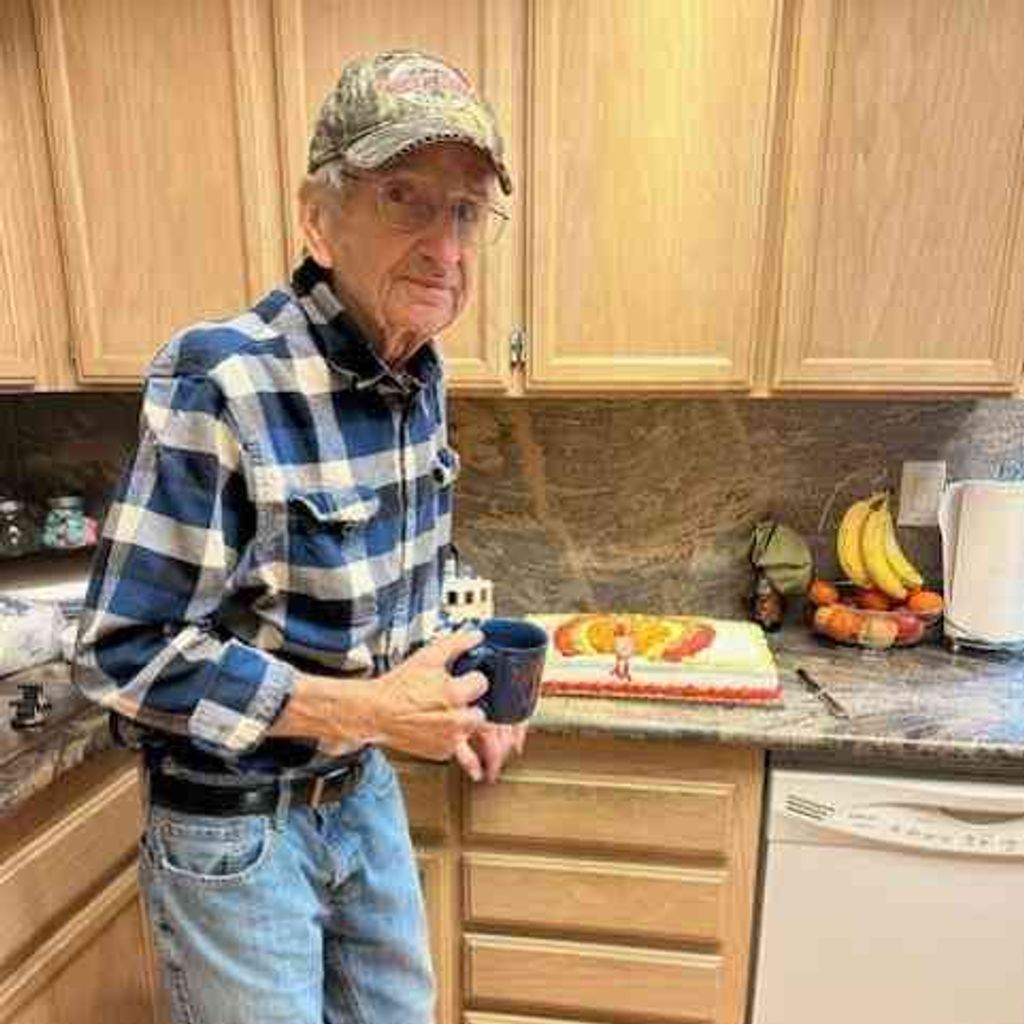 Clifford Perry Peterson Profile Photo