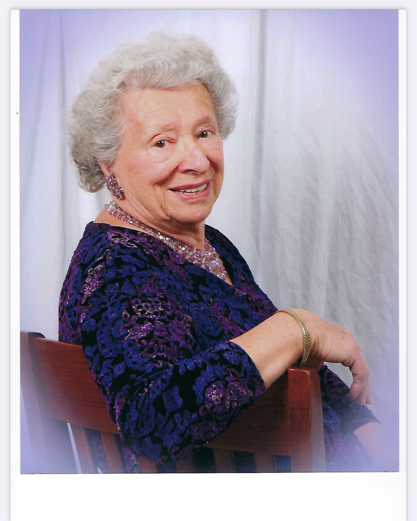 Victoria "Vicky" Stawecki