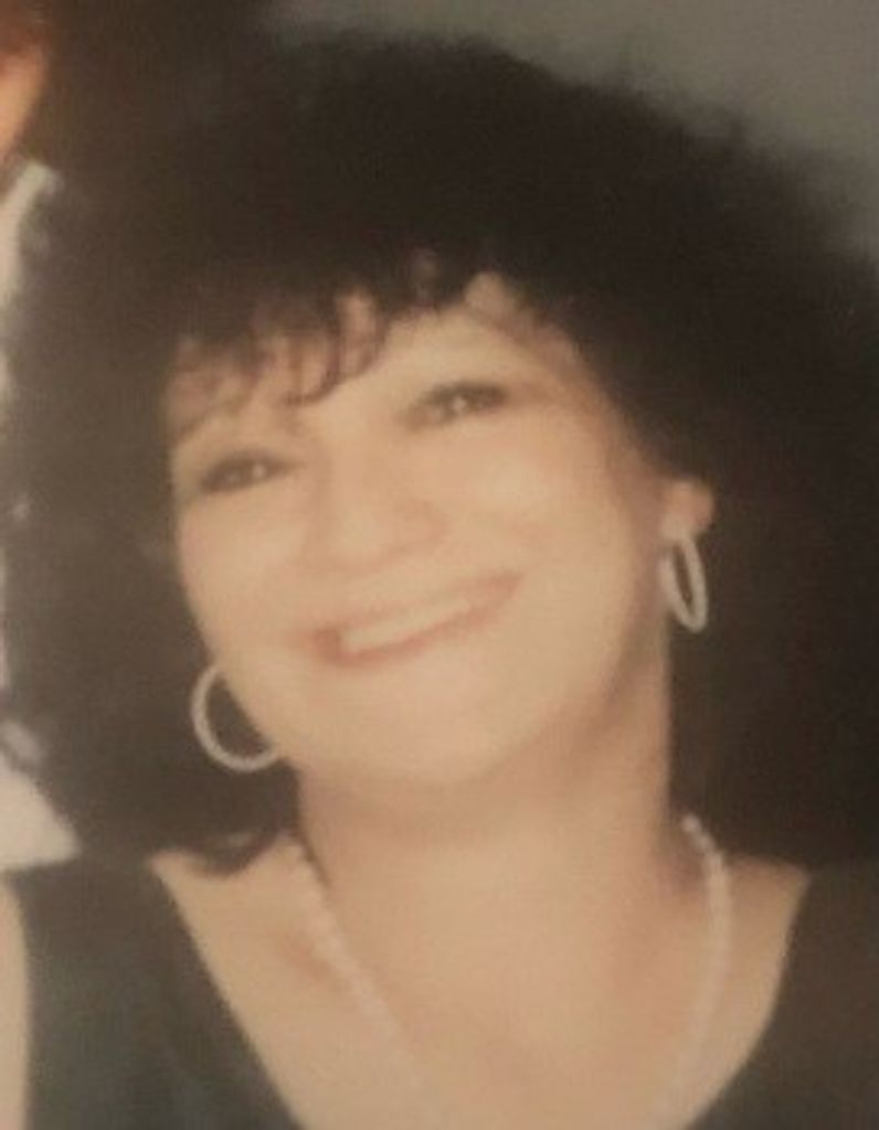 Janice (Comiso)  Laporte