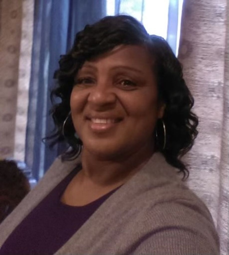 Linda Diane Richardson- Shorter Profile Photo