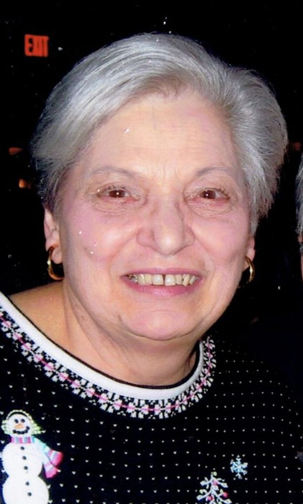 Jeanette (Tessicini)  Iacovelli Profile Photo