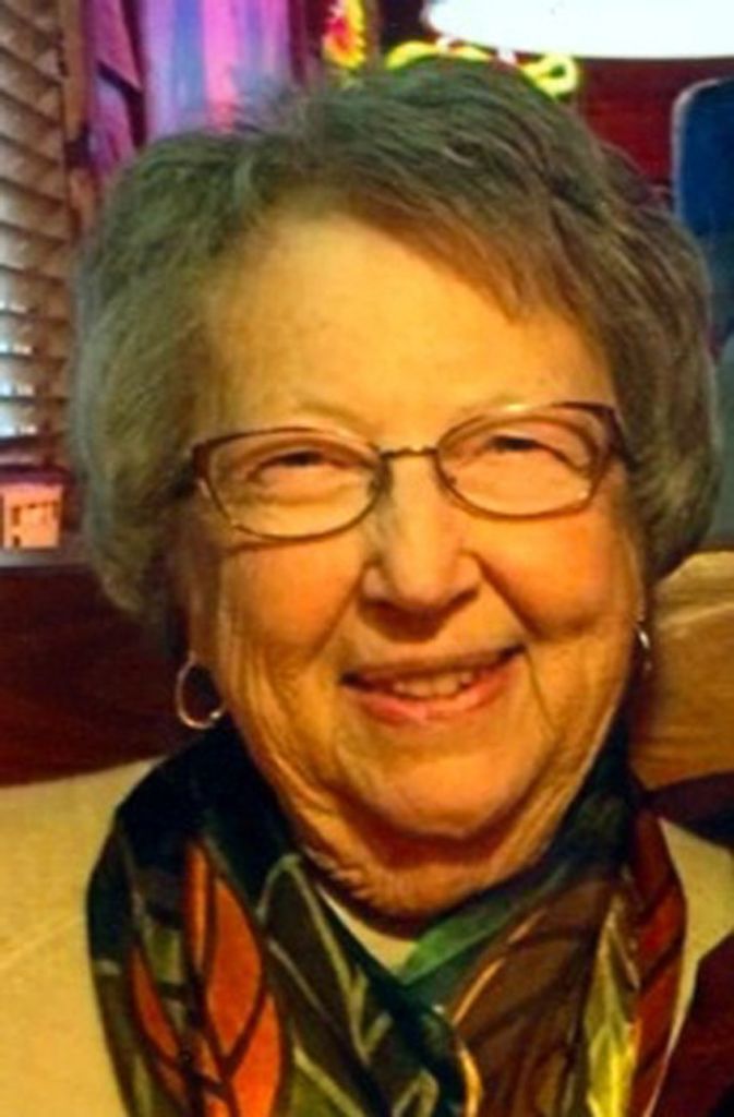 Gwendolyn Lou Cummins (Gill)