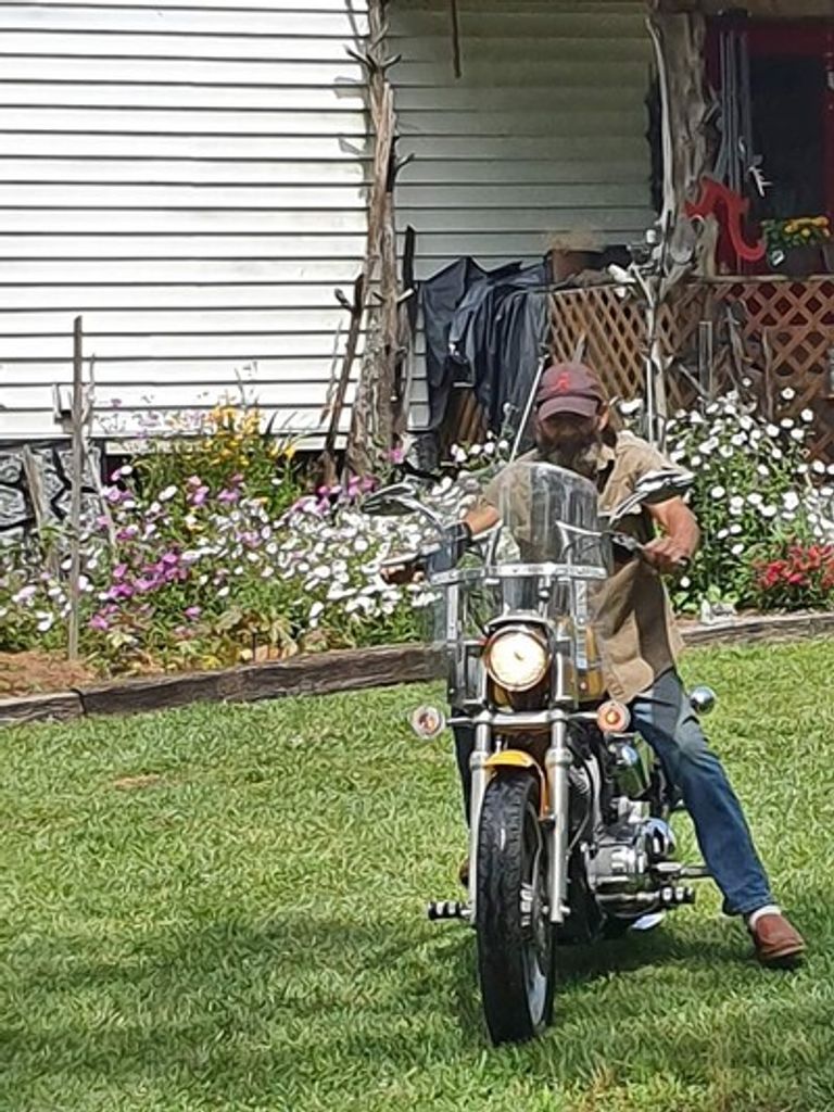 Billy Eugene Jones Profile Photo