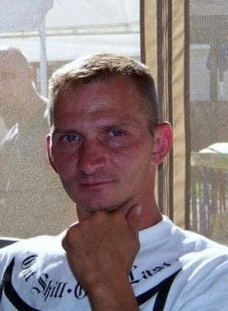 Robert Lee Clark Profile Photo