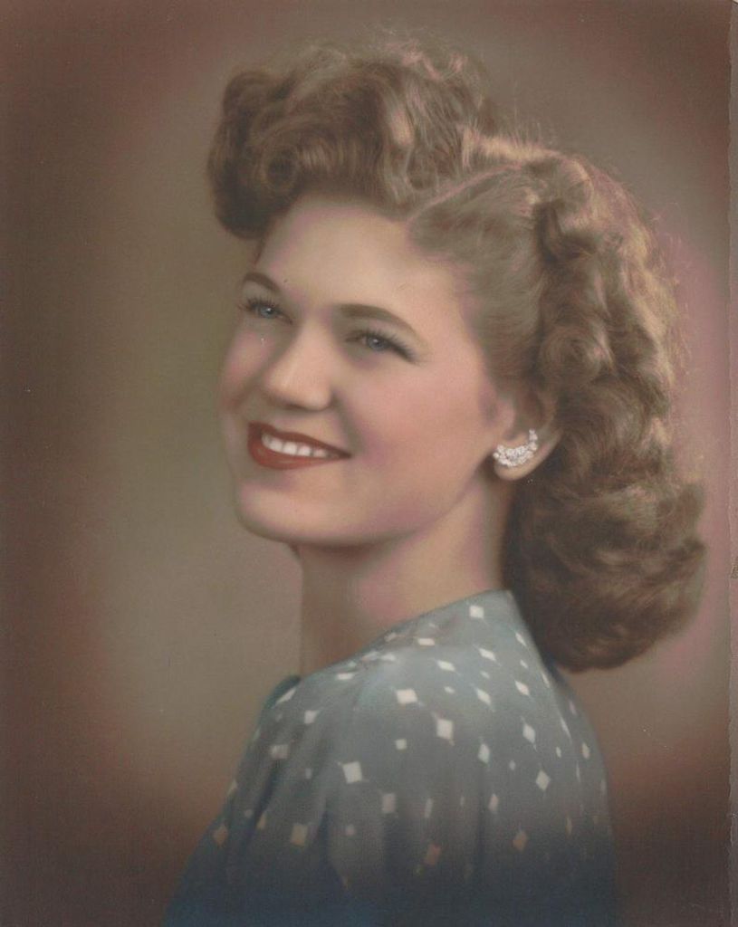 Evelyn Louise Dewitt Profile Photo