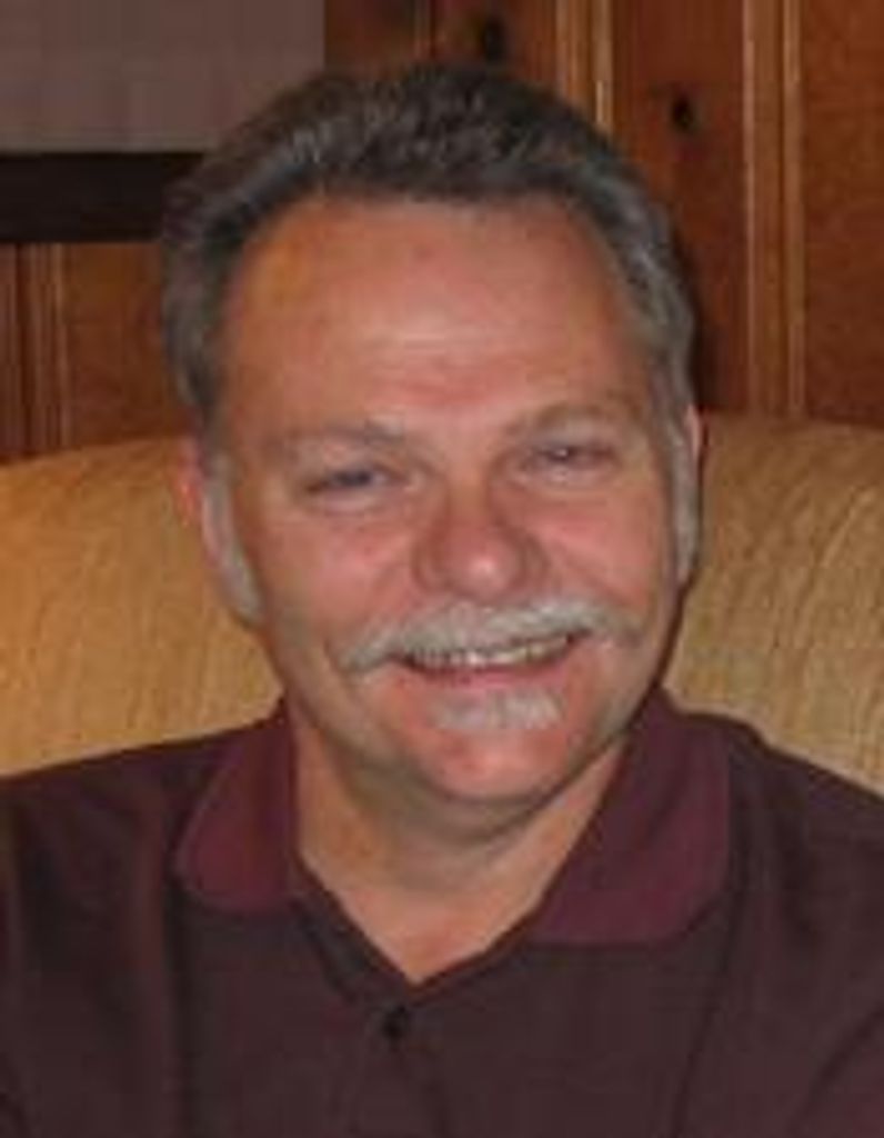 Robert "Bob" Cross