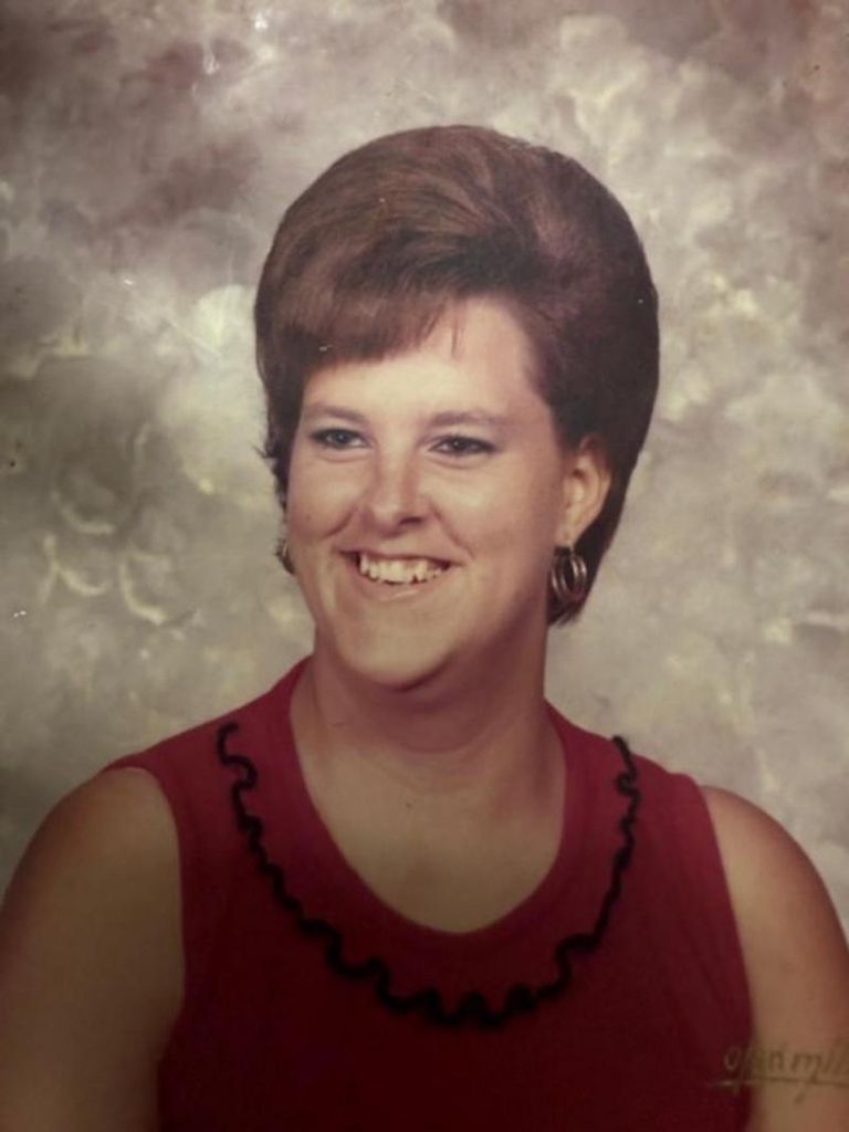 Vicky Lynn Douglas Profile Photo