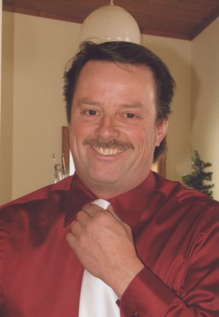 Richard William Northburg Profile Photo