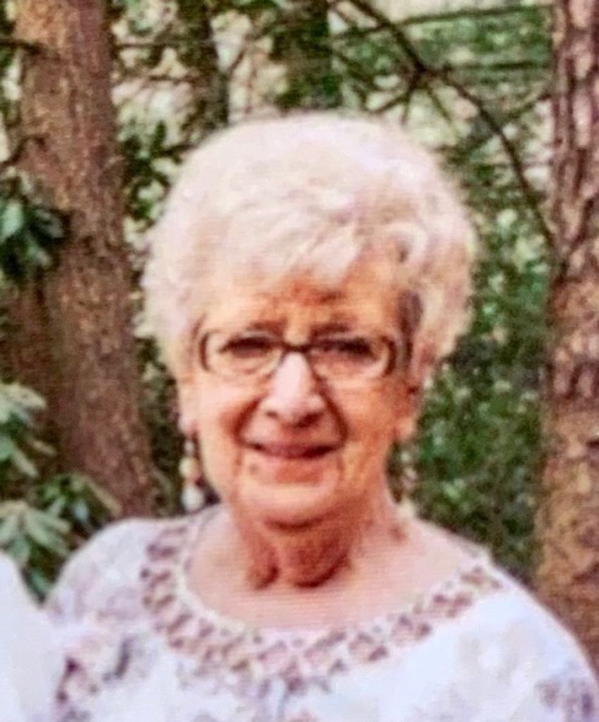 Louise C. (Erwin)  Cromis Profile Photo