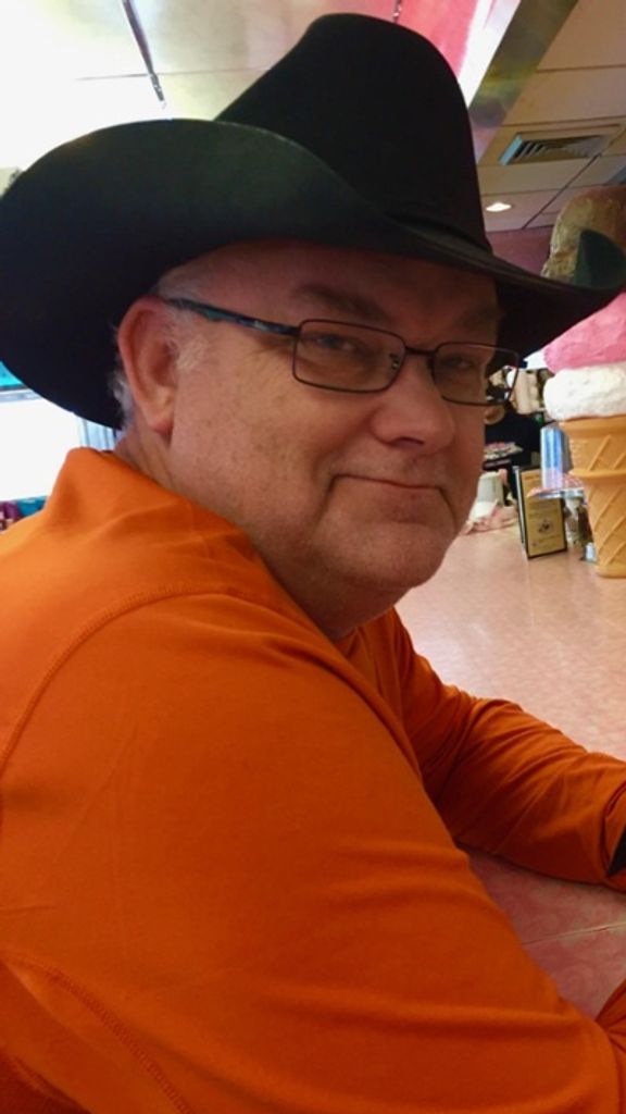 Rowdy Hutchins Profile Photo