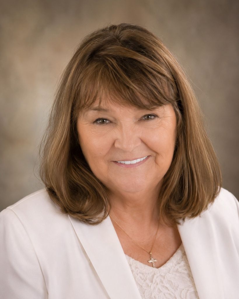 Darlene Anderson Hoover