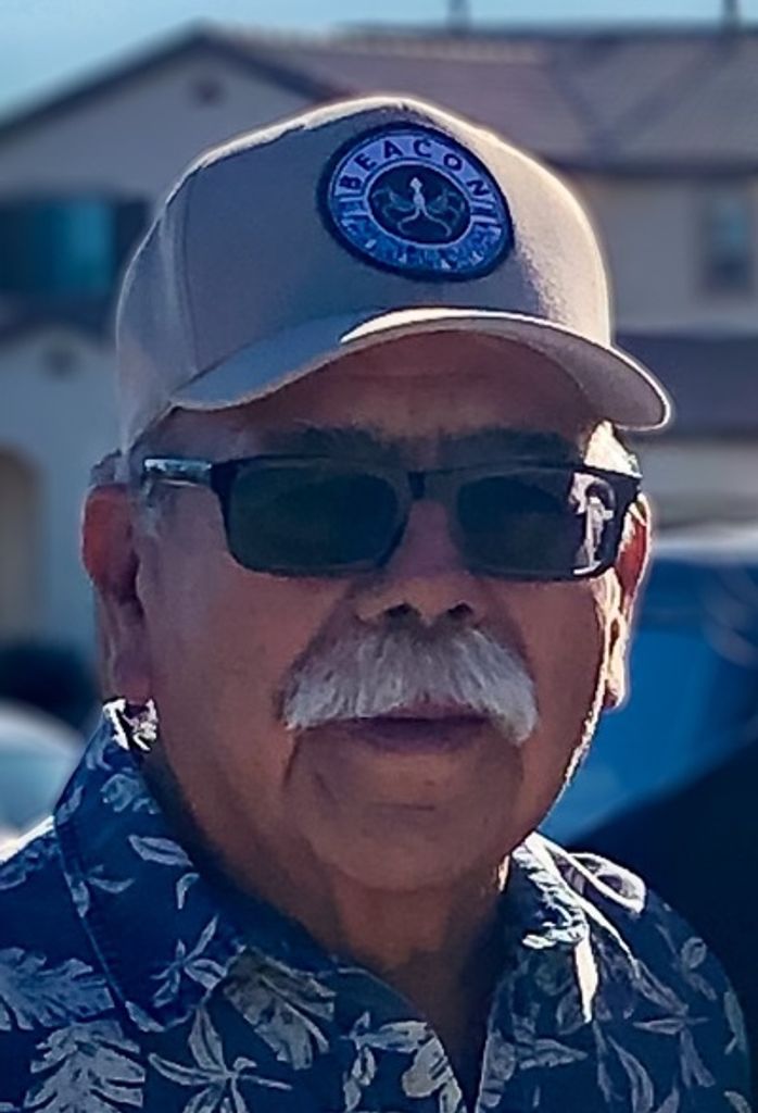 Louis Ruiz Castillo Profile Photo